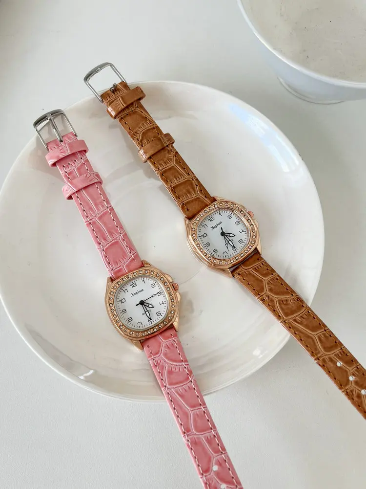 MSTIANQ Wysokiej jakości zegarek studencki Kobieta Gimnazjum Prosty egzamin retro Wysokiej jakości koreański styl akademicki Mała tarcza