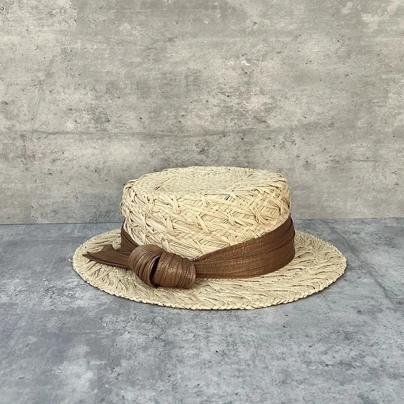 New Luxury Handwoven Flat-Topped Straw Hat for Women Summer Outings: Minimalist Ceremonial Hat, Fashionable Sun Hat