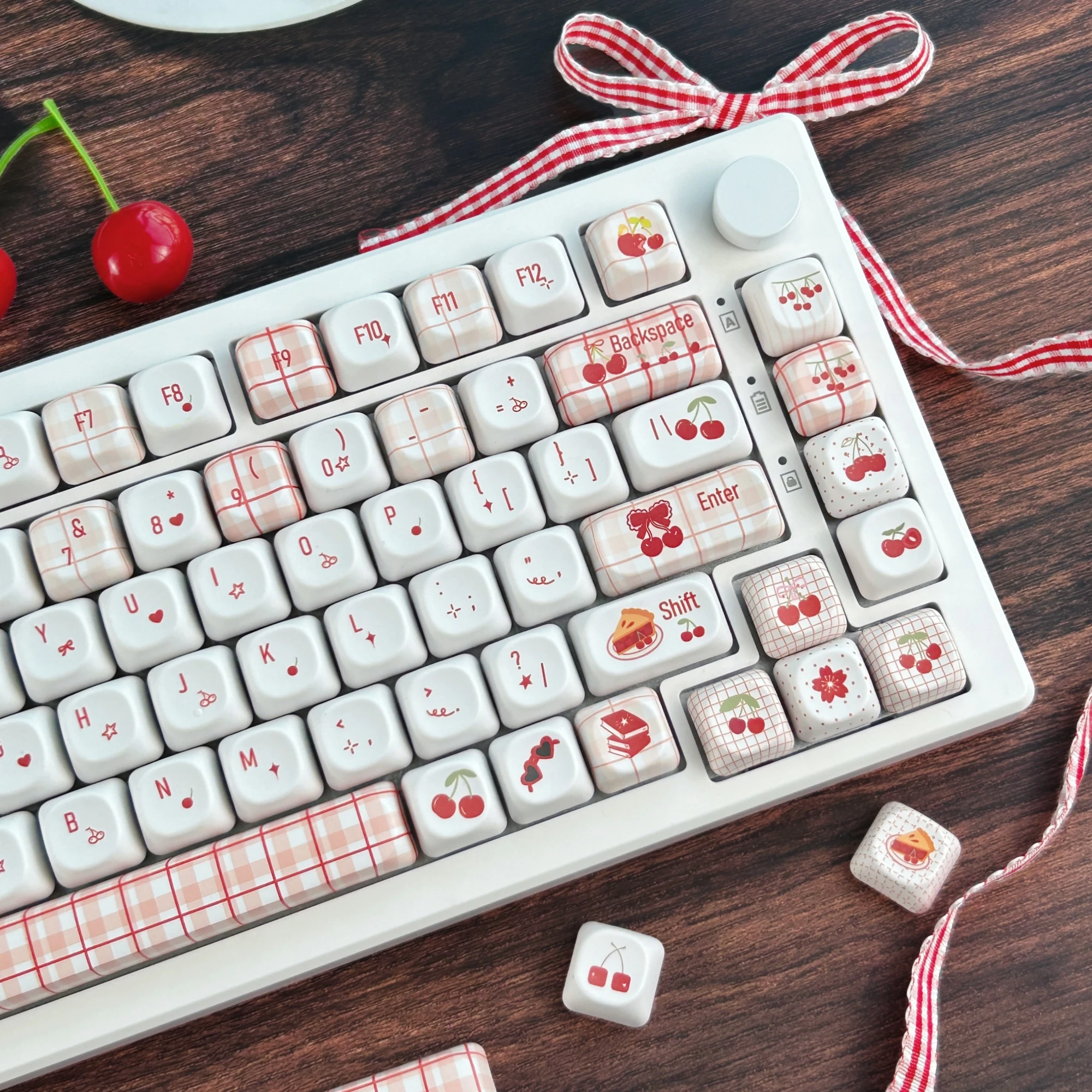 MAIMOOO Little Cherry Plaid Keycap Korean/Russian/Thai MOA Profile PBT Custom Red White Cute Keycaps for Mechanical Keyboard