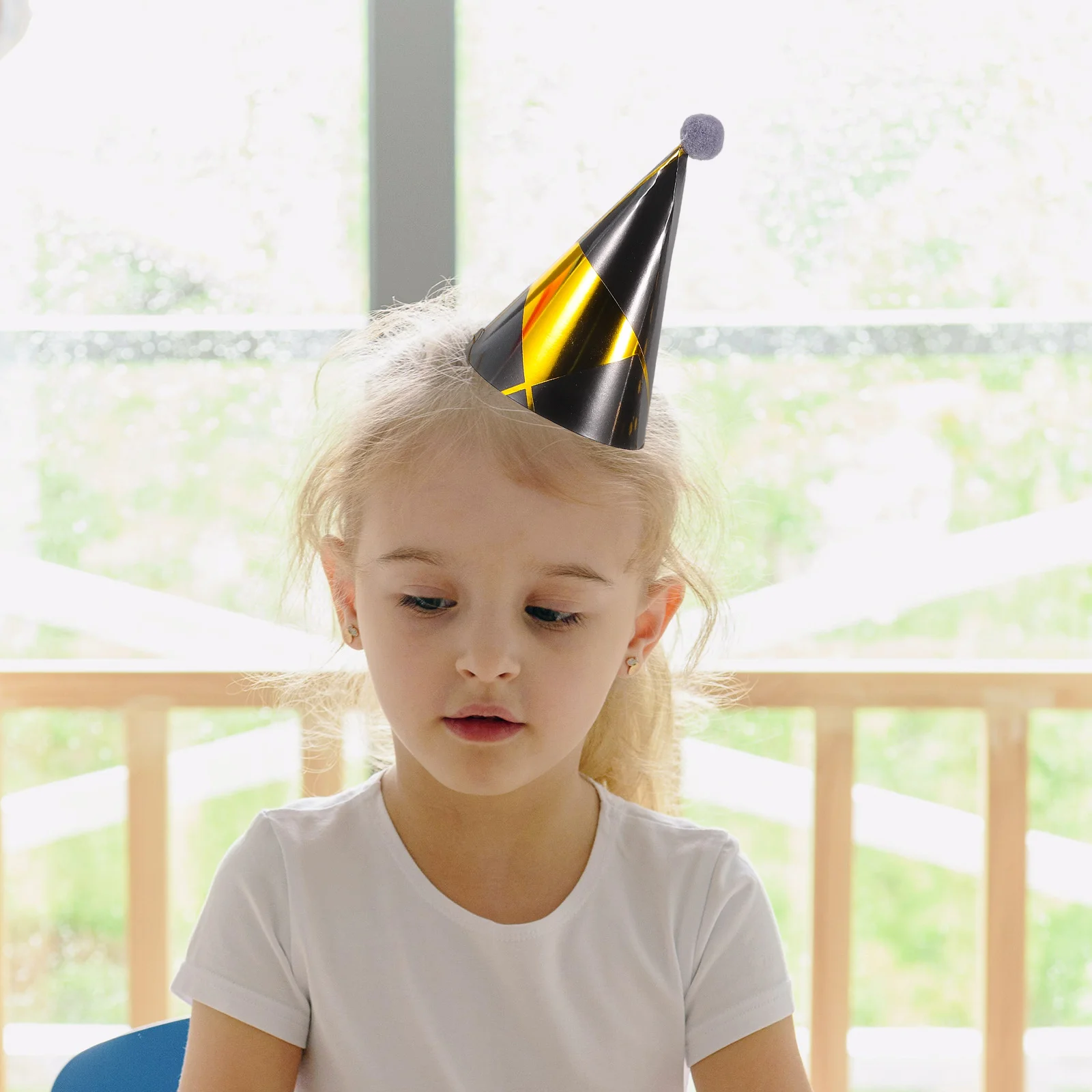 

3Pcs Golden Kids Birthday Cone Hats Paper Party Hats Pom Pom for First Birthday Celebrations Happy New Year Golden