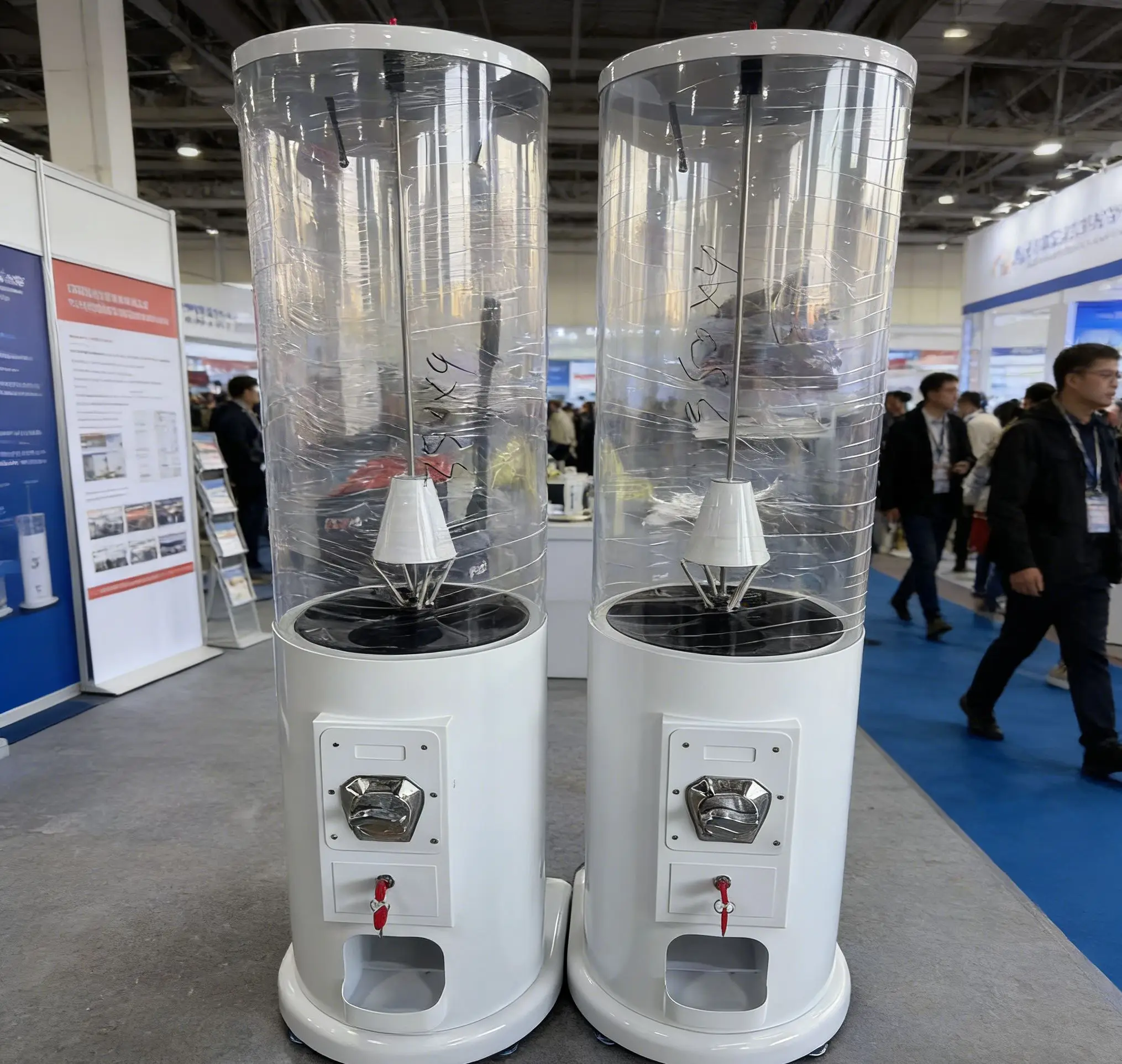 Премиальный торговый автомат Gashapon GV60 |   Привлекательный торговый автомат для капсульных игрушек с монетоприемником для магазинов с высокой проходимостью