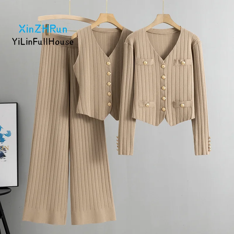 

2024 Autumn Women's V-neck Metal Buckle Vest Knitted Set Korean Edition Slim Fit Small Fragrant Style Wide Leg Pants Sweater Set