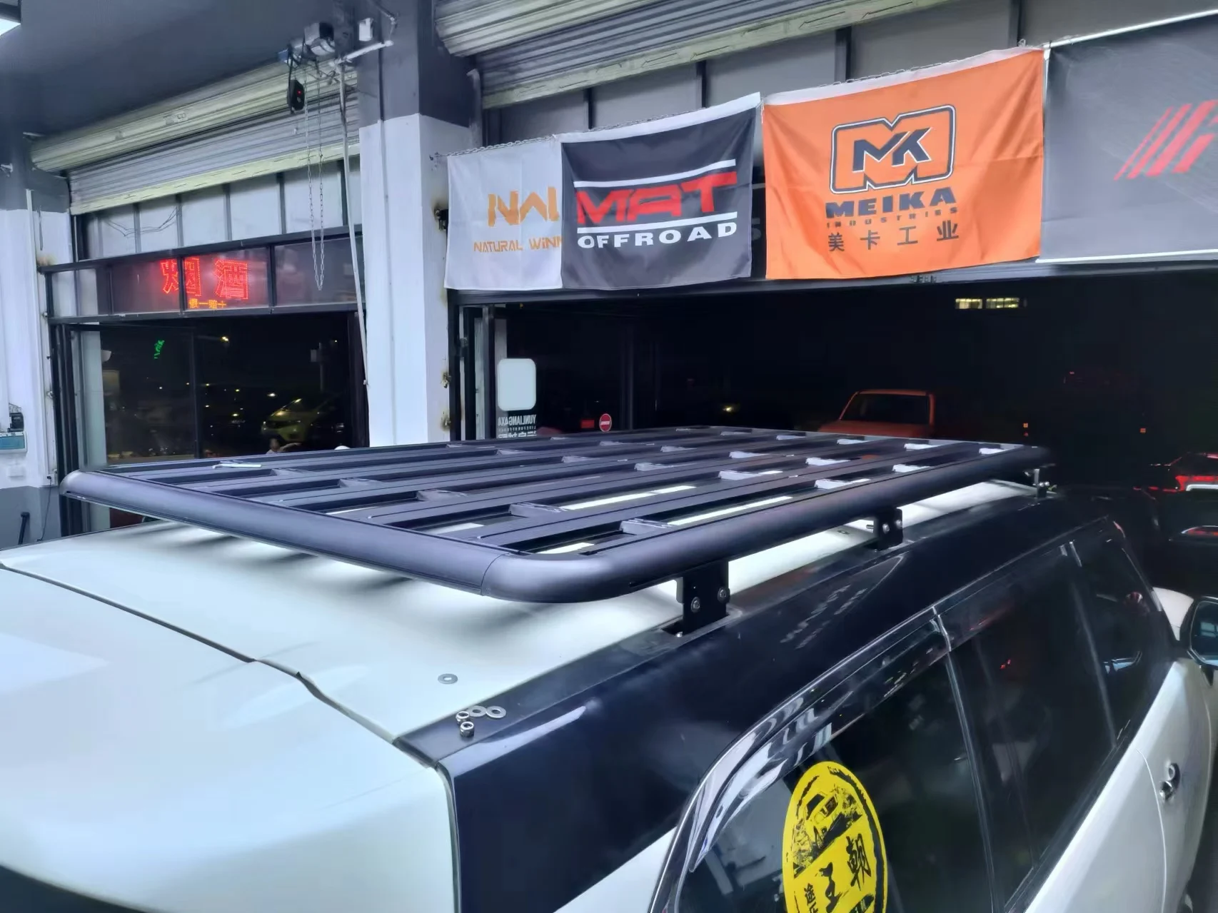Grosir Aluminium 4x4 Atap Rak Datar Rak Mobil Rak Atap Offroad Untuk Nissan Y61 Y62