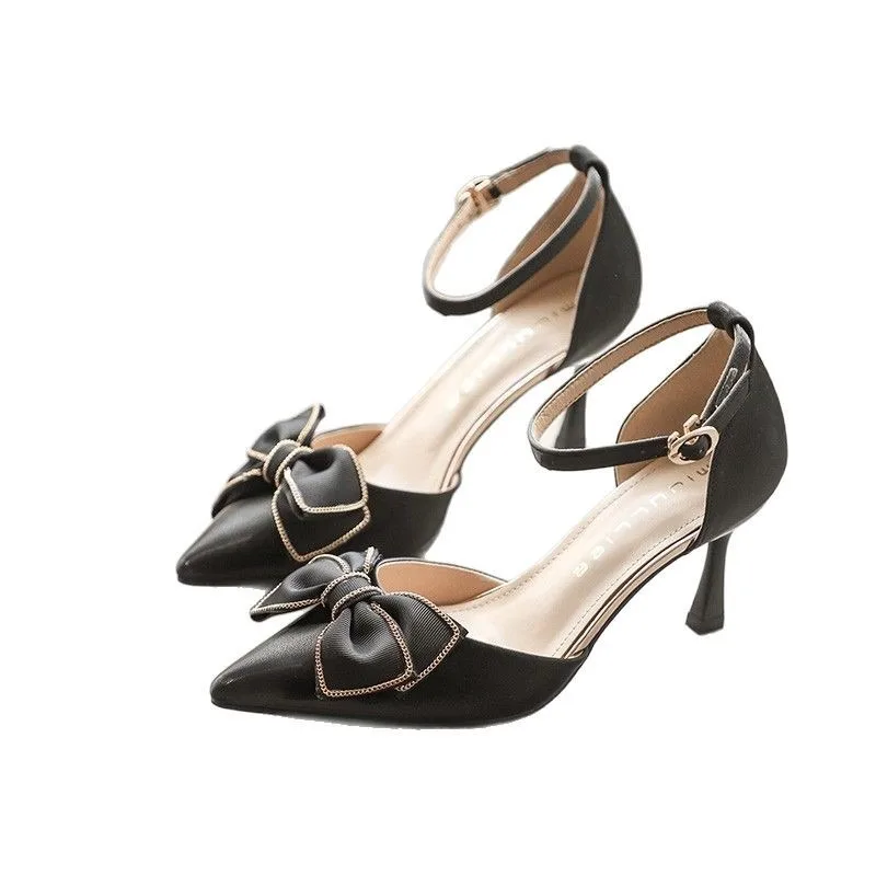 أحذية للنساء 2025 مصمم جديد فاخر أنيق متوسط الكعب أحذية نسائية الراحة الصيف أنيقة الإناث موضة الحفلات الكلاسيكية