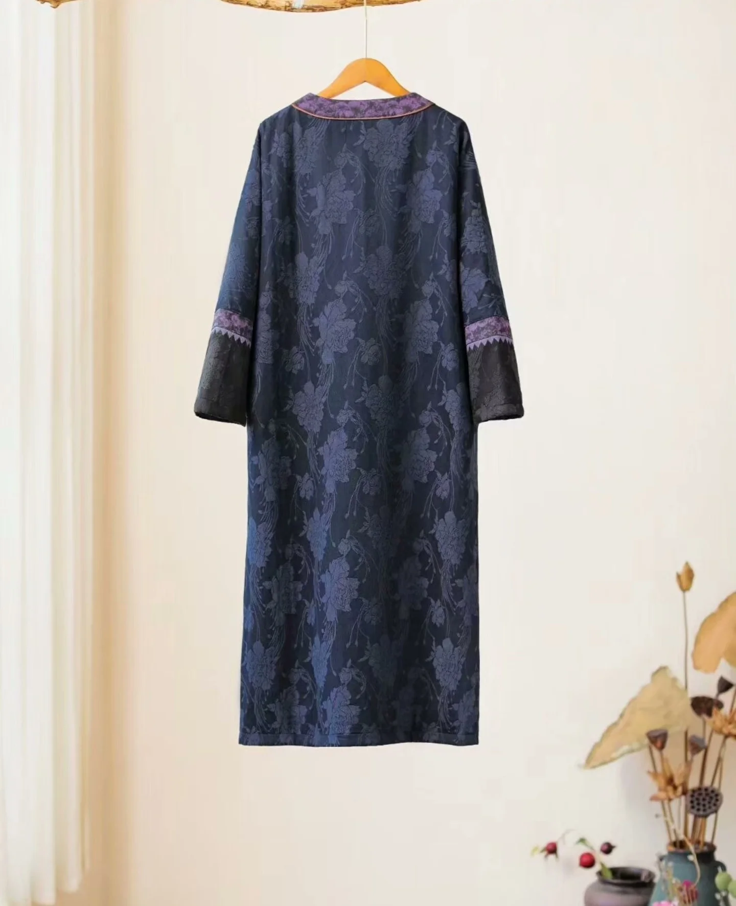 Luxury Oversize Winter Coat for Women Embroidered Padded Jacket Vintage Thick Jacquard Long Dress Warm Robe