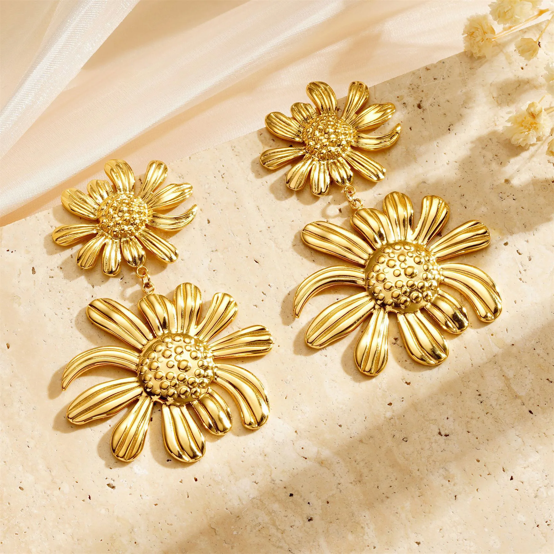 New Trendy Stainless Steel Gold Plated Waterproof Flower Earrings Ring Set for Women Fashion Charm Hypoallergenic Jewelry Gifts