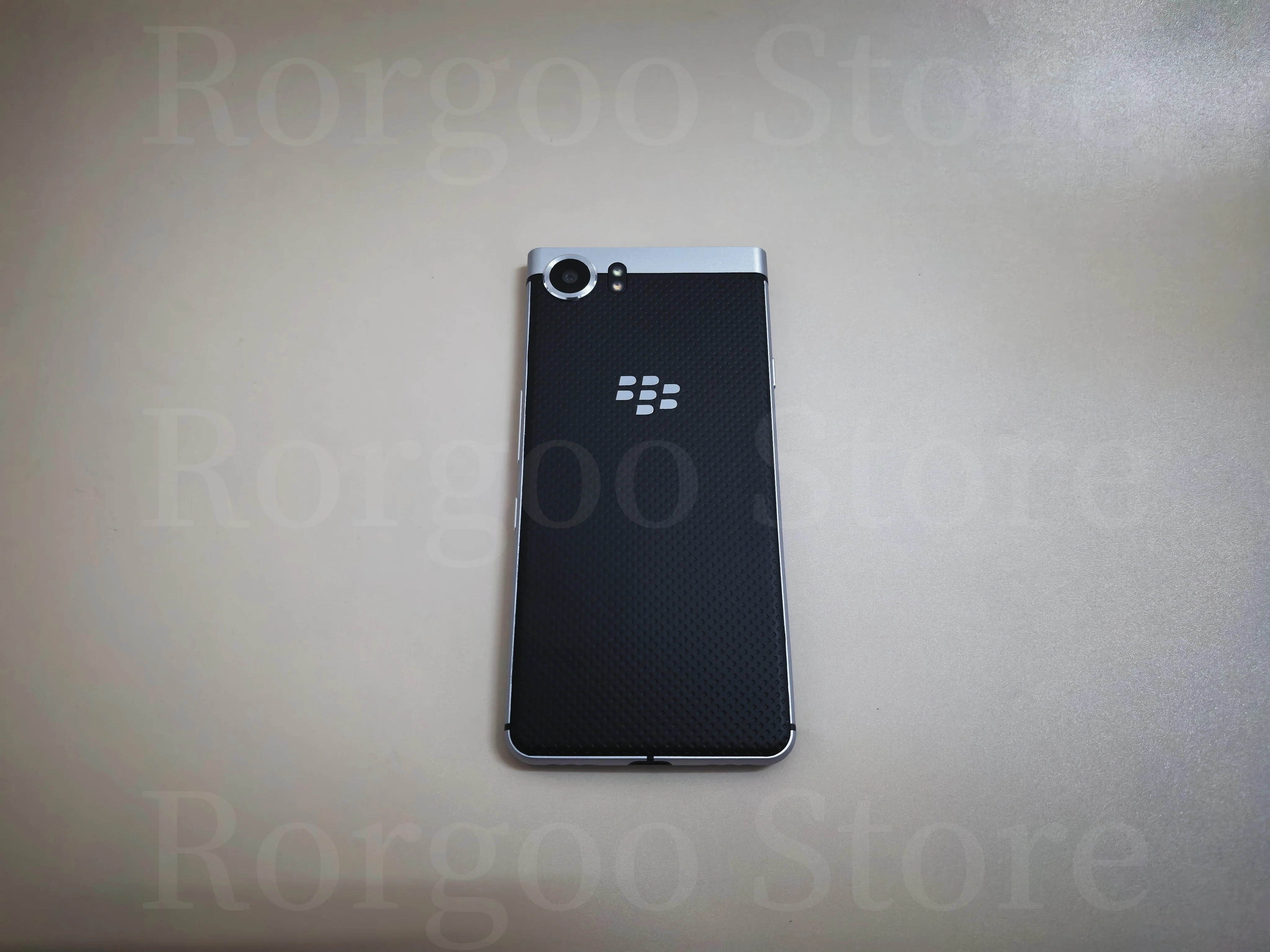 BlackBerry KEY one (key1) 本体 Amazon.com: BlackBerry Keyone Limited Edition Black 64GB GSM ONLY