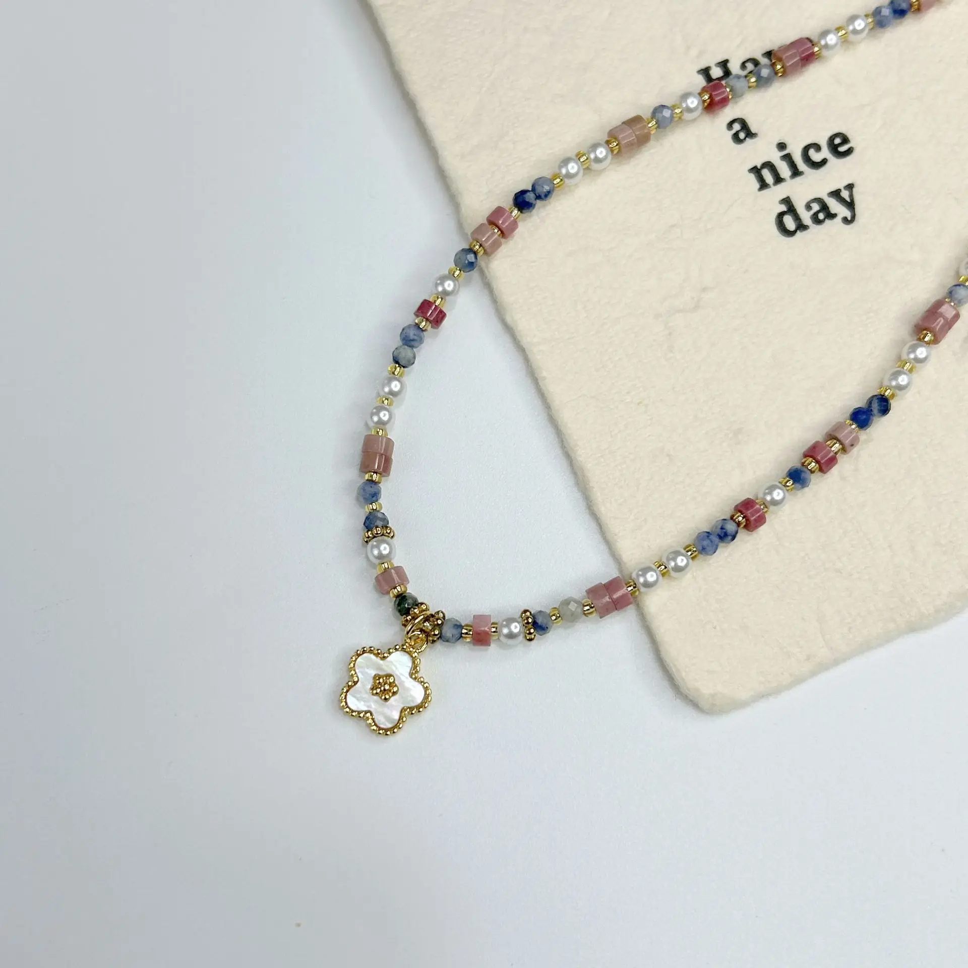 Titanium steel natural stone necklace stamen ins simple high-end clavicle necklace natural stone/titanium steel color retention
