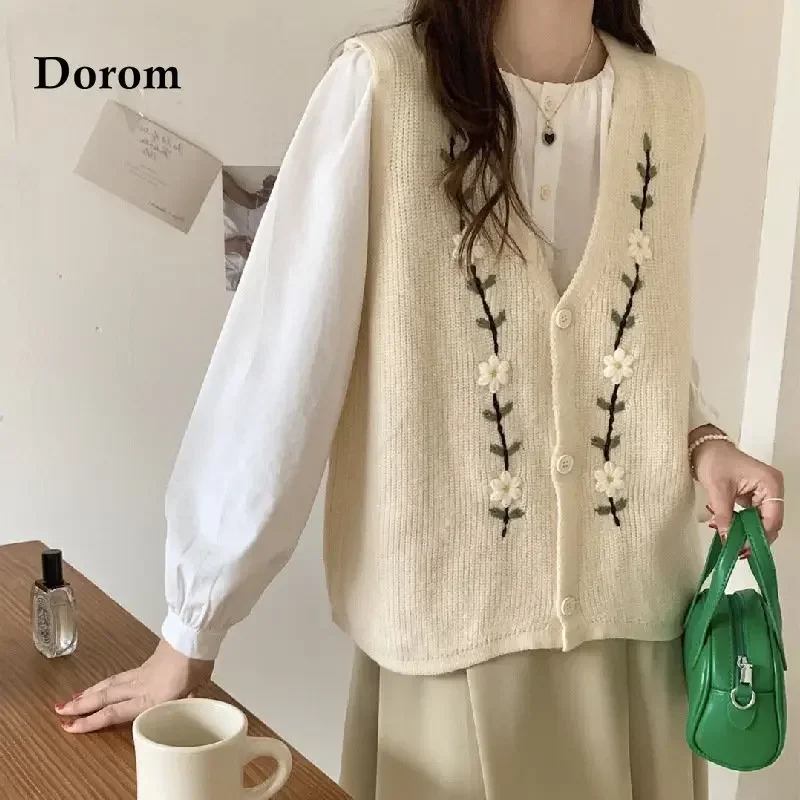 Flower Embroidery Sweater Knitted Vest Women Korean Preppy Style V-neck Sleeveless Sweater Female Tops Autumn Harajuku Clothing