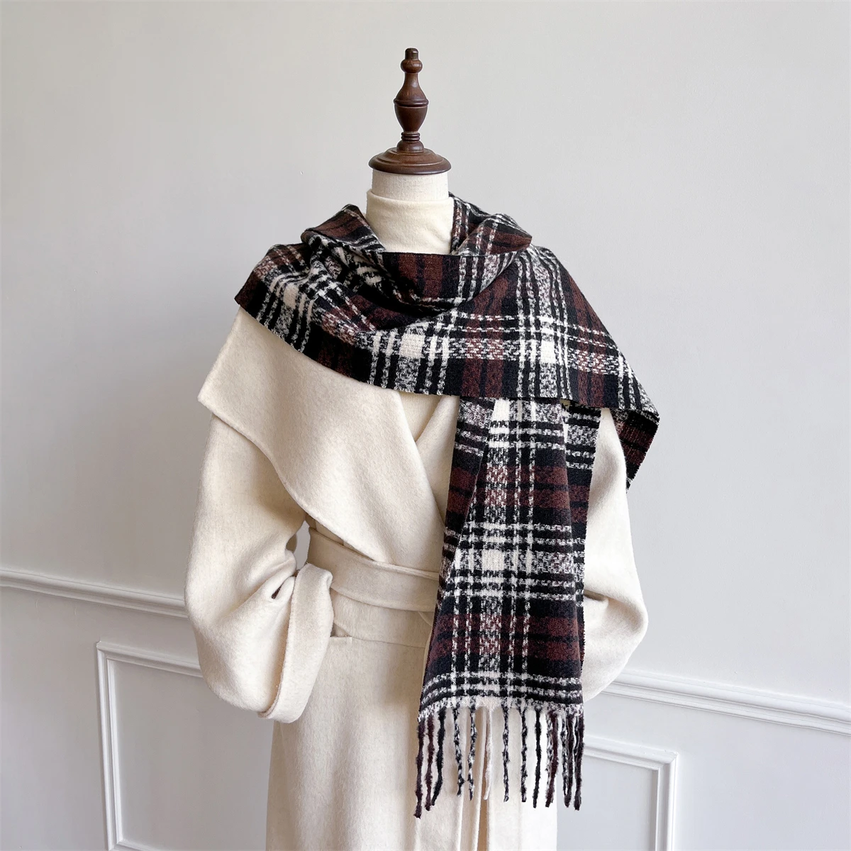 

Женский зимний кашемировый шарф 2025, клетчатый пашмина, роскошные брендовые шали и накидки Bufanda, хиджаб, дорожные палантины, теплое одеяло Echarpe