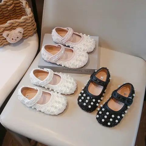 여자 댄스 신발 우아한 둥근 발가락 키즈 플랫 신발 미끄럼 방지 부드러운 단독 2025 달콤한 진주 기능 트렌드와 새로운 여자 공주 신발