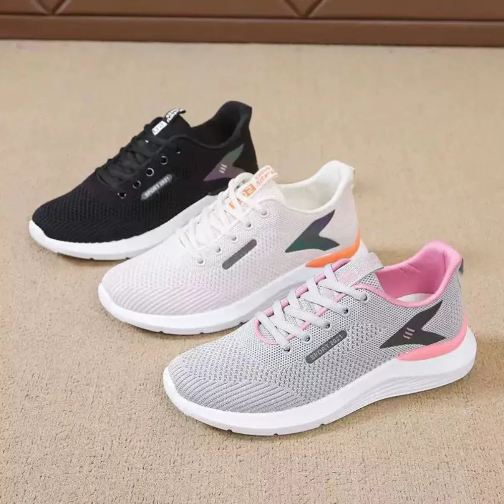 

2025 Fashion Women's Sneakers Spring Summer New Soft Sole Lightweight Casual Running Shoes for Women women's vulcanize shoes