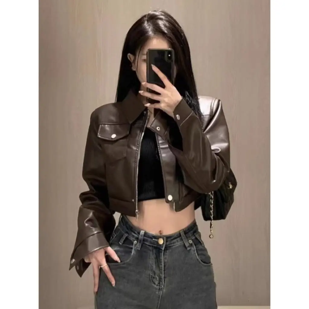 

Коричневая кожаная куртка в американском стиле ретро в сексуальном стиле, милый крутой дизайн для женщин, мотоциклетный топ, новинка весны и осени