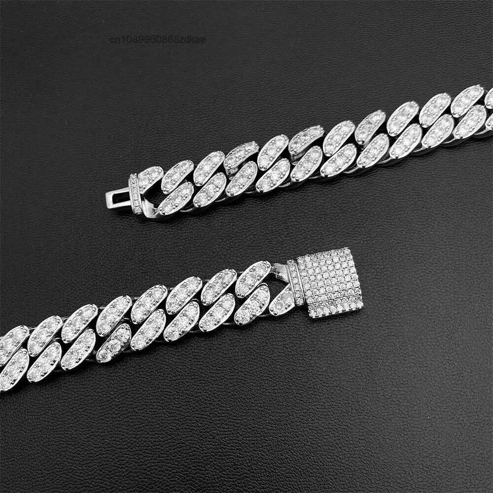 Luxury Gra Certificate Vvs Moissanite Diamond 8mm Round Edged Hip Hop Iced Out Jewelry Cuban Link Chain Necklaces.