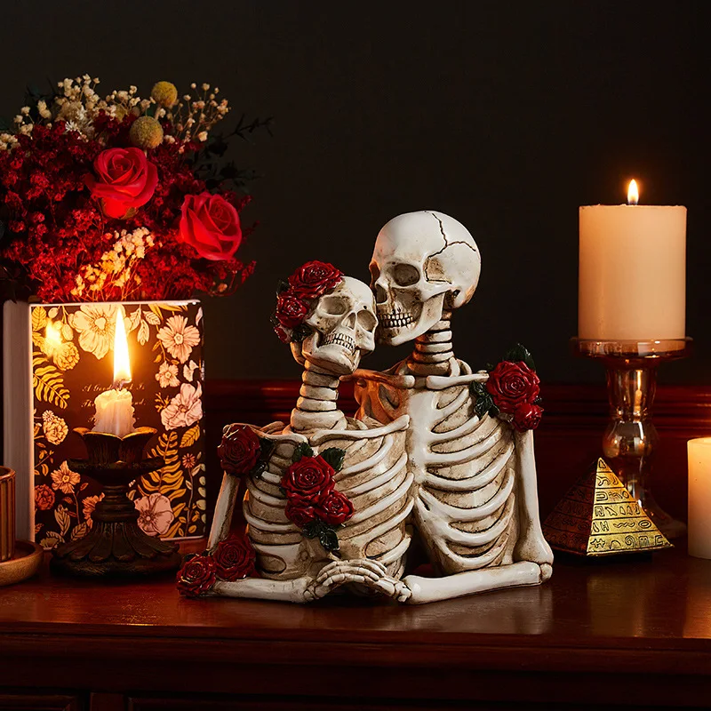 Vintage Gothic Couple Skeleton Figurine Halloween Rose Skull Resin Statue Sculpture Home Office Desktop Decoration