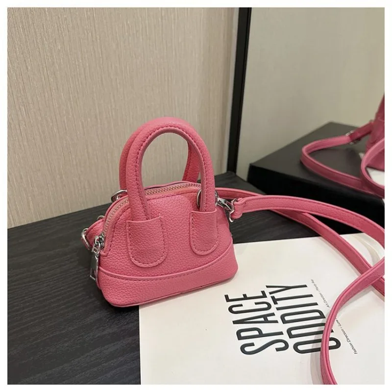 

Women's Practical Crossbody Bag Lightweight Underarm Shoulder Bag for Hands Free Convenience