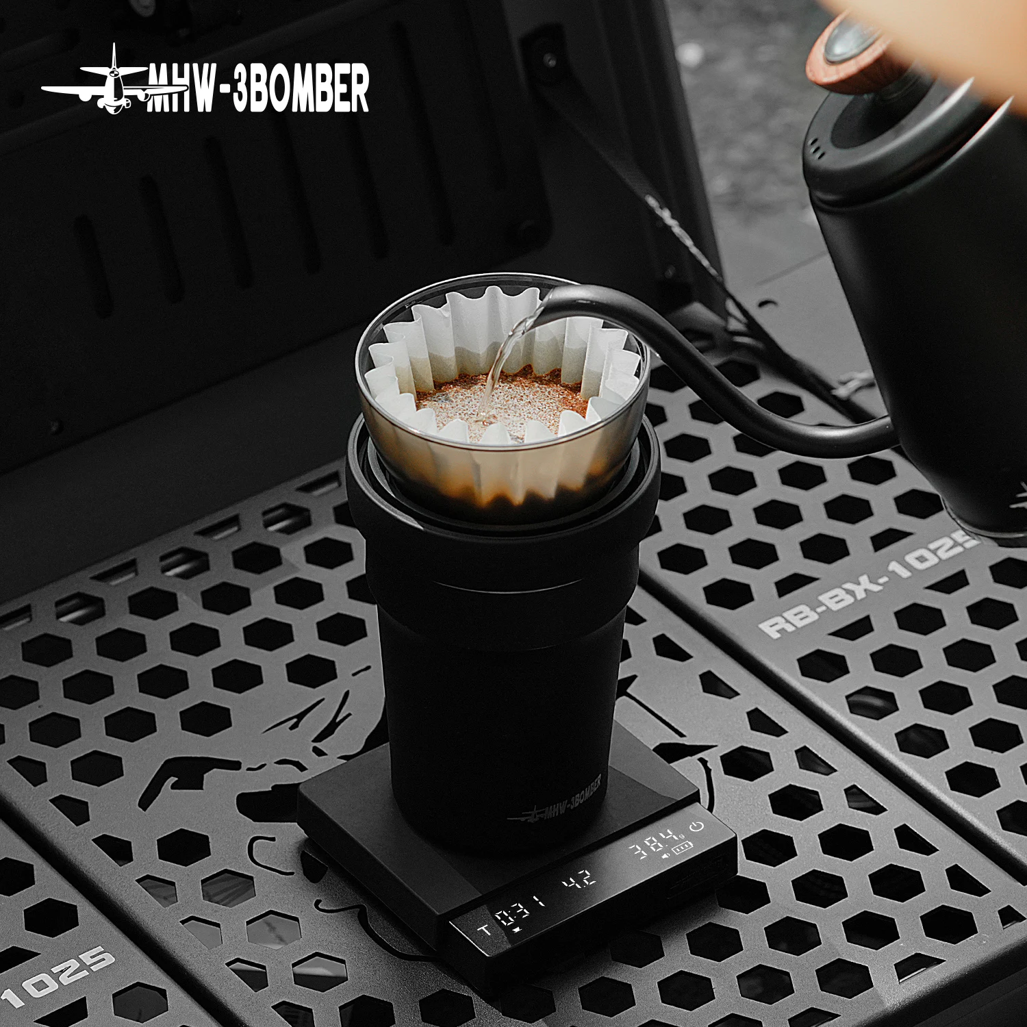 MHW-3BOMBER Digital Kitchen Coffee Scale High Precision Cyclic Rechargeable Espresso Electronic Scale Home Barista Accessories
