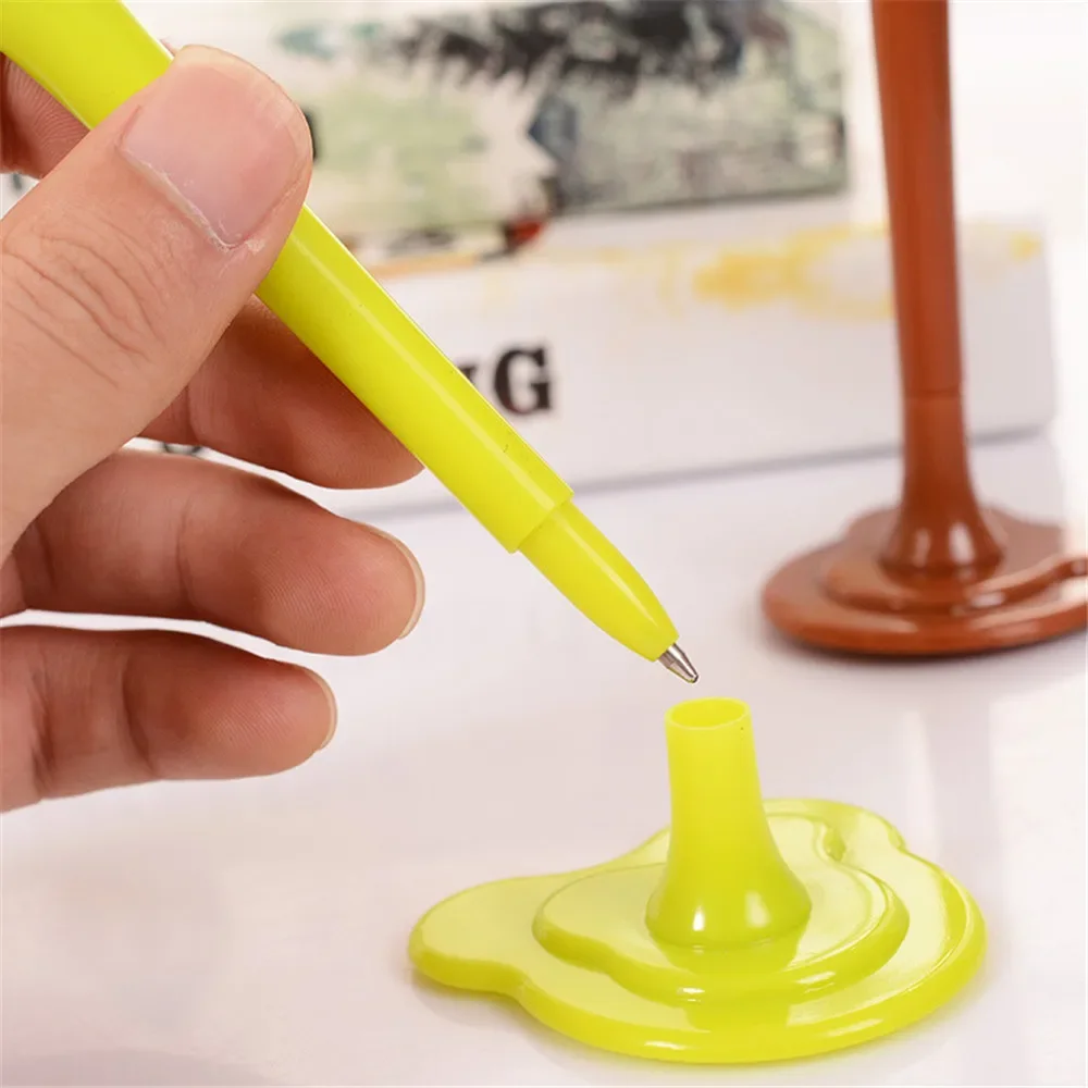 1 Stuks Handtekening Pen Kawaii Creatieve Bureaulamp Ontwerp Met Penhouder Gel Pen Schattige Leren Briefpapier Kantoorpen