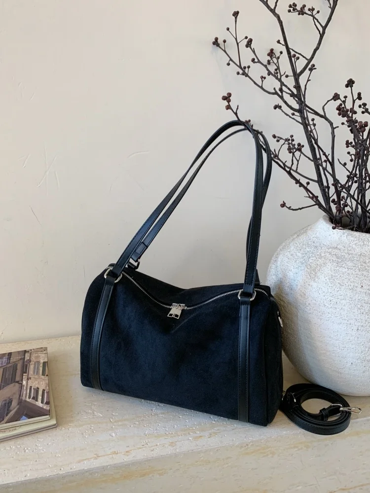 حقيبة كتف عصرية للنساء لخريف وشتاء 2025، حقيبة صغيرة متعددة الاستخدامات على شكل وسادة، حقيبة كروس بودي بأسلوب كاجوال