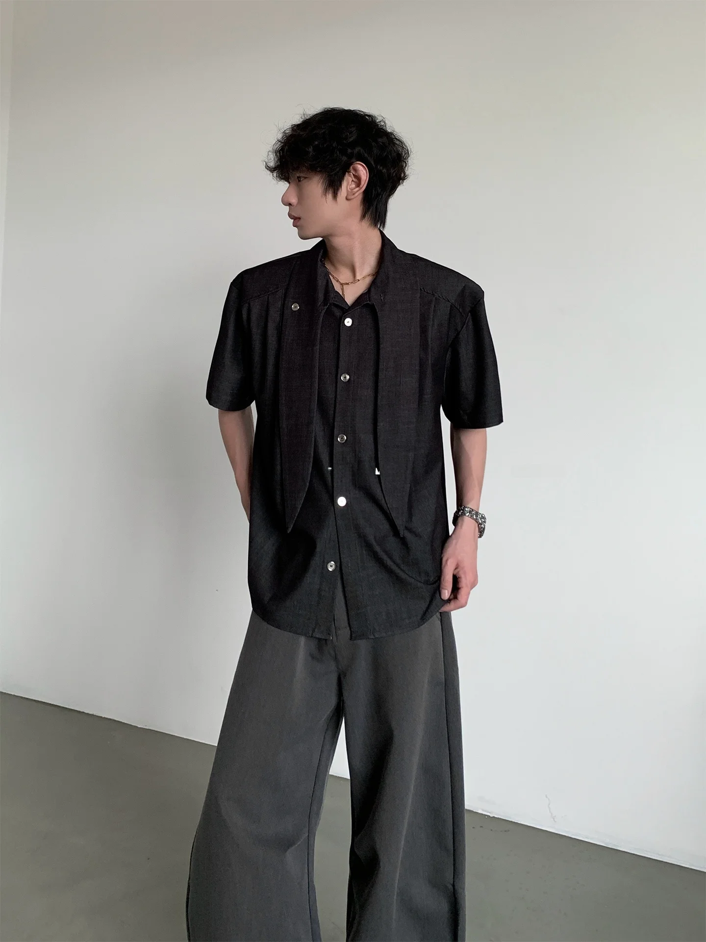MARTHENAUT Men's Denim Shirt Short Sleeve Pure Color Tie-Knot Casual Fashion Summer High-End Feeling Loose Fit Four Seasons