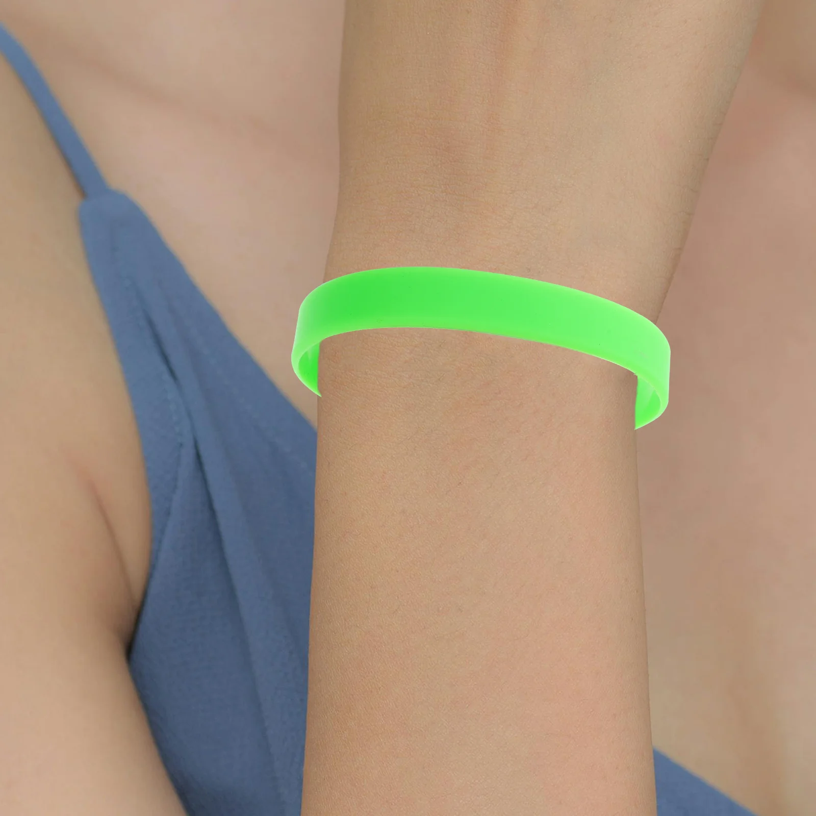 

50pcs Silicone Bracelets Unisex Stretchy Reusable Waterproof For Party Festival Jewelry Bulk Colored Bands Wristbands For Women