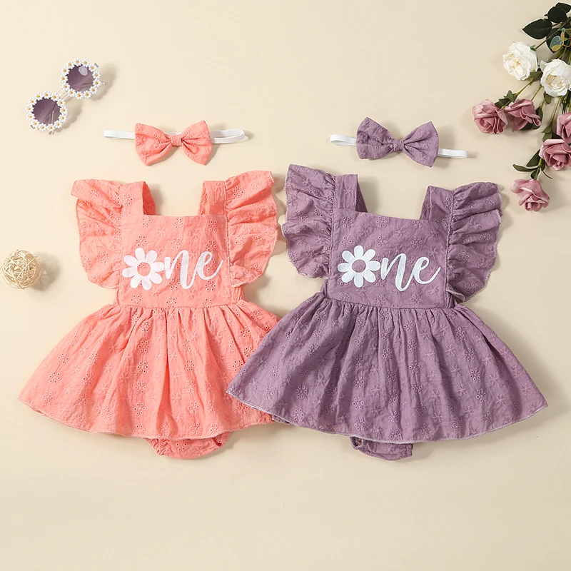 

2023-07-07 Lioraitiin 0-18M Newborn Baby Girl Bodysuit Otter Print Romper Set with Floral Flying Sleeves Bow Headband