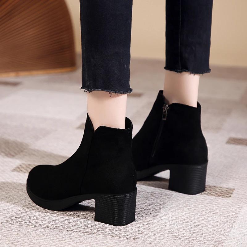 Neue Damen-Stiefeletten mit hohem Absatz, elegante runde Zehenpartie, modisch und vielseitig, warme Wintermode-Stiefel 2025 – Detail 5