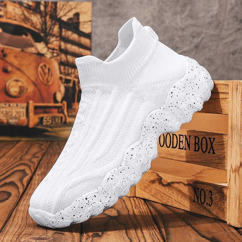 

YRZL Mens Workout Shoes Training Shoes Lightweight Non Slip Athletic Running Shoes for Men Walking Breathable Outdoor Sneakers