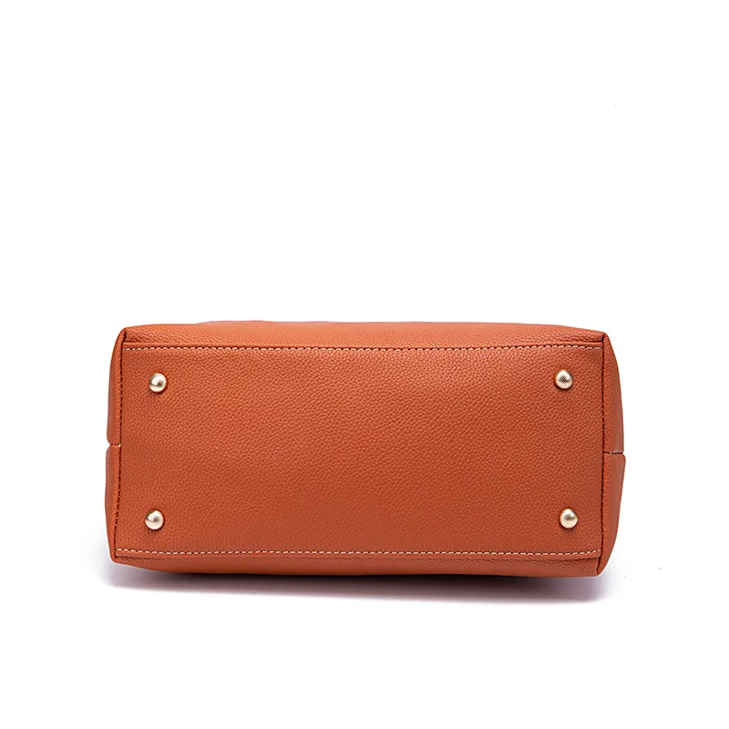 New Trend Large Capacity Women's Bag Designer Handbags Female Vintage Shoulder Bags Ladies Handbags Fashion Leather Armpit Bags