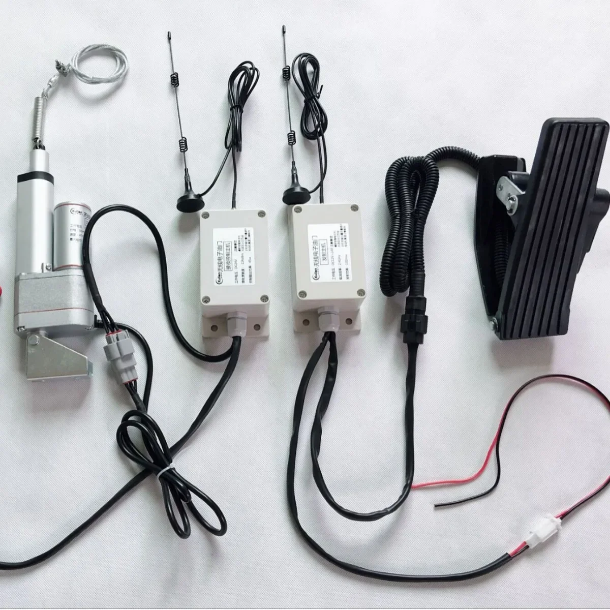 Dual Wired Wireless Crane Electronic Foot Throttle Double Foot Pedal Controller Multiple Sizes Long Short Large Small Pedal Swit