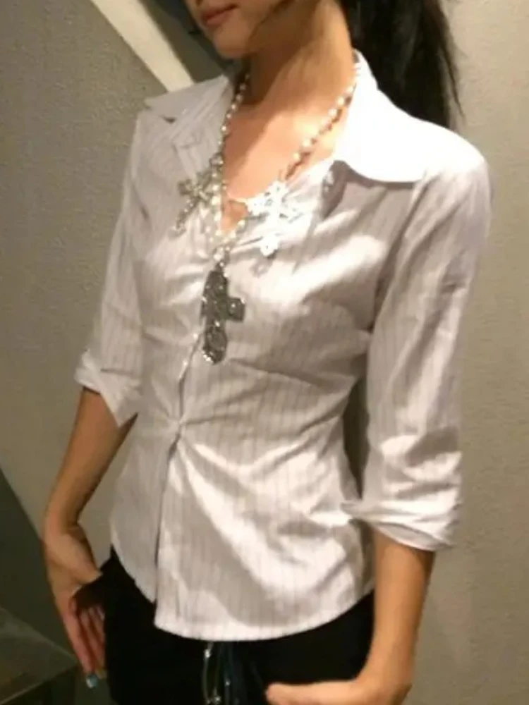 

Korean Style Casual Office Lady Shirt V-neck Elegant Striped Slim Shirts 2000s Japanese Y2k Vintage Tops Slim Retro Tops Summer