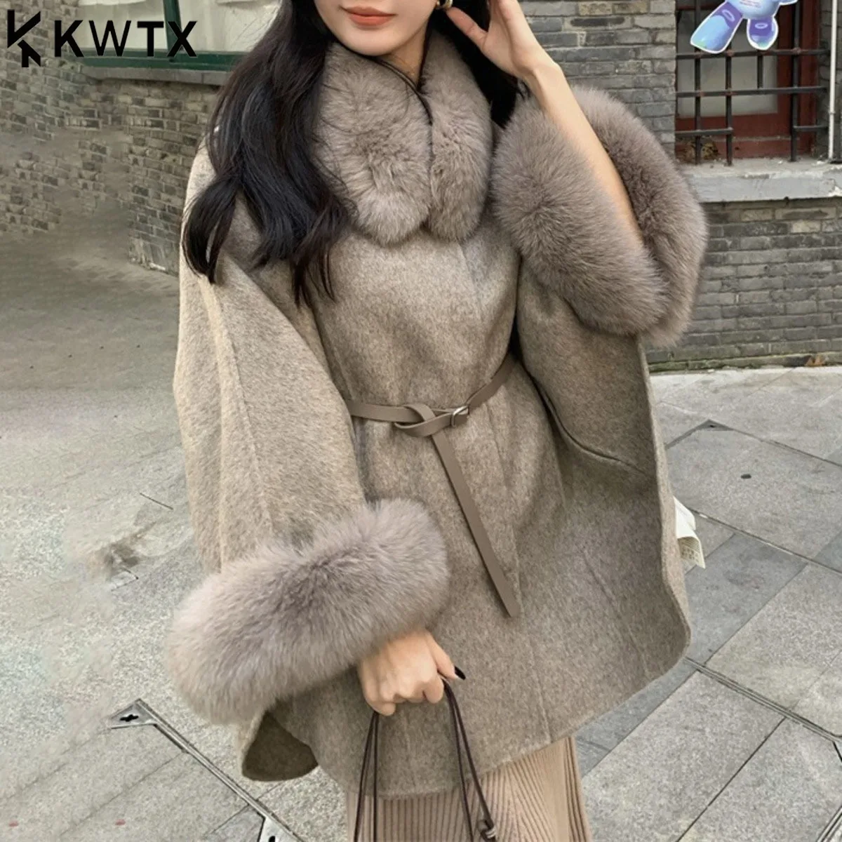 

KWTX Women's Double Sided Wool Coat For Women Fox Fur Collar Detachable Cuffs Belt Coats 2025 Autumn Winter New Tide