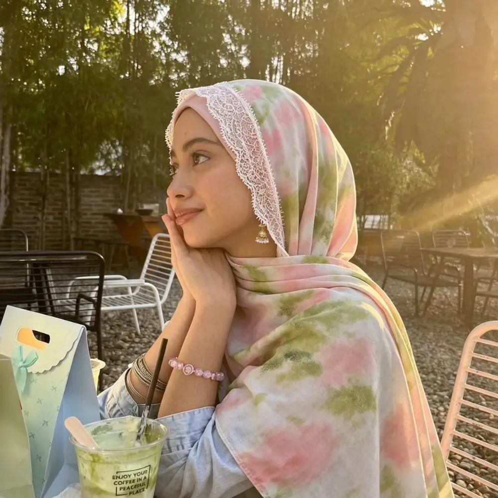 

High Quality 180*70cm Hijab Scarf Lace Edge Sun Protection Shawl Long Wraps Breathable Turban Bandana for Women