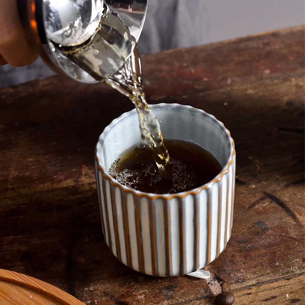 Vertical Striped Ceramic Exquisite Teacup 180ml Small Sake Sushi Sake Coffee Mug Family Restaurant Dinnerware Wholesale Cups