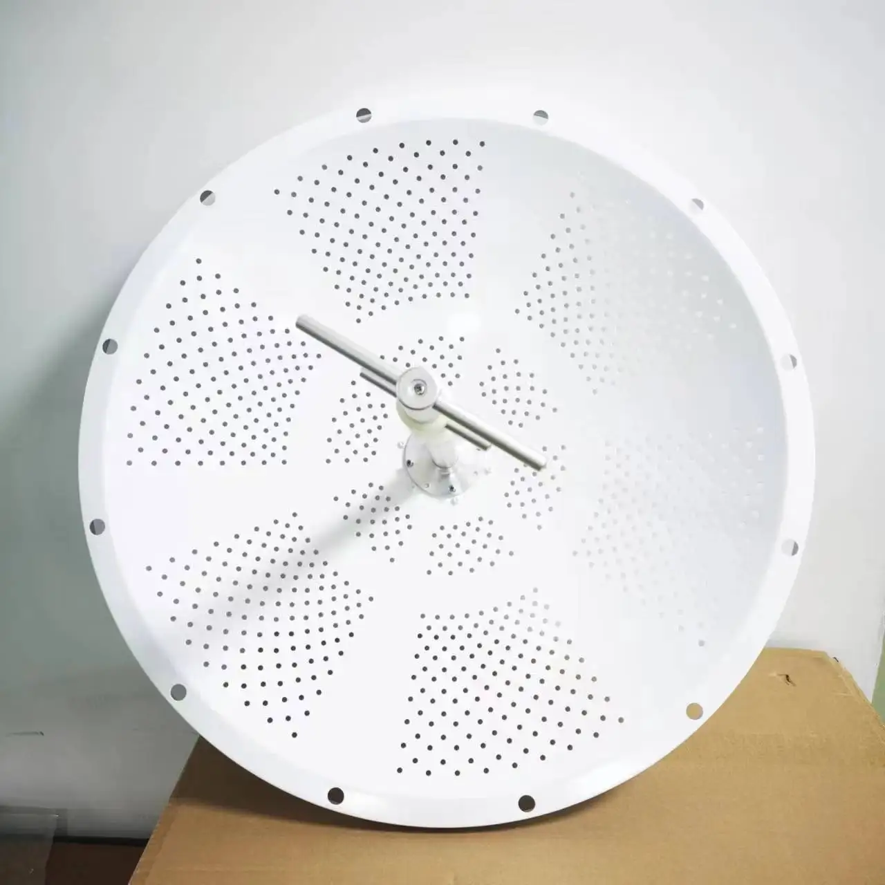 5G wifi satellite dish antenna 30dbi 4900-6500MHz outdoor receiving and transmitting signal