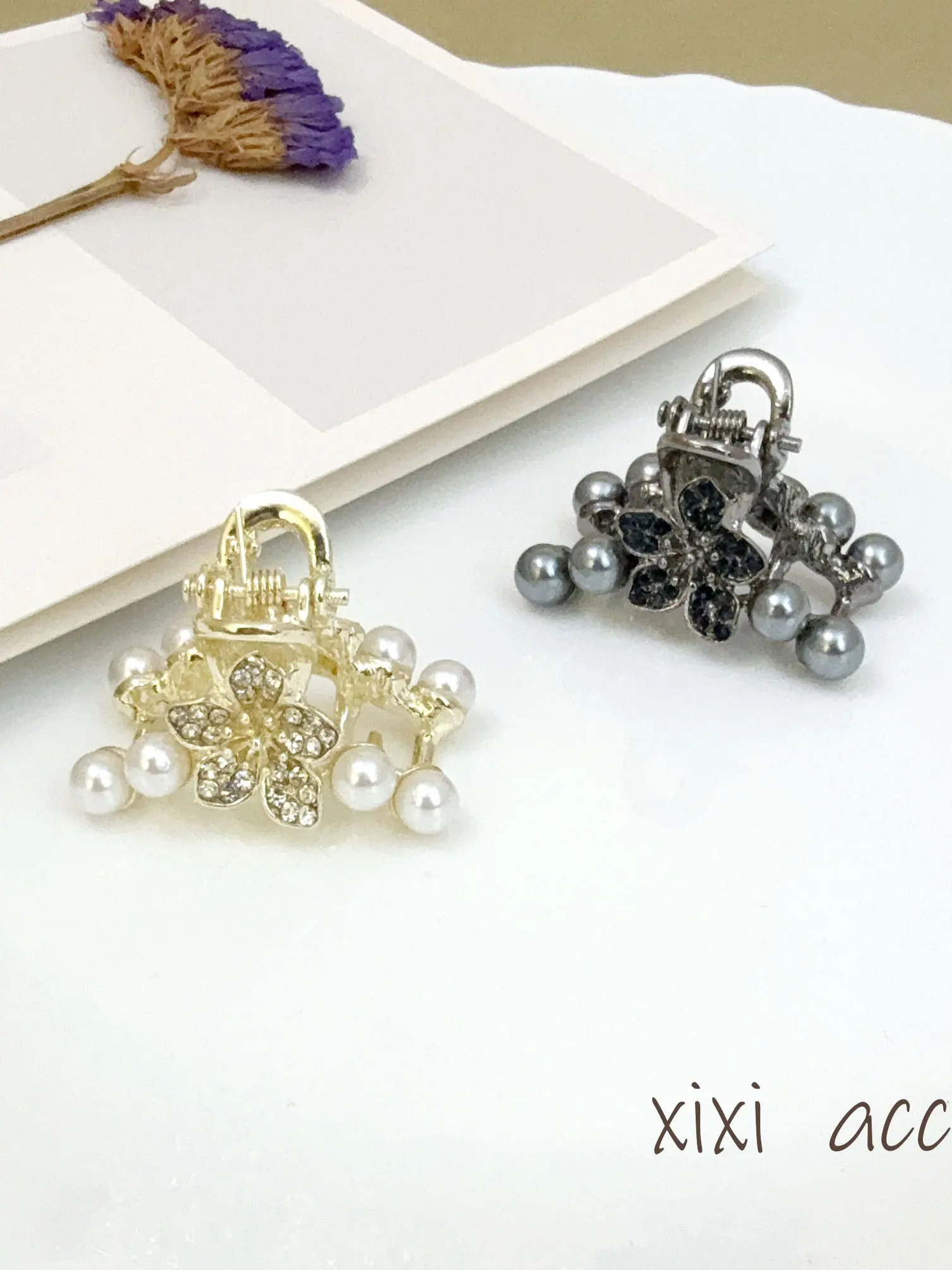 presilha-de-cabelo-elegante-com-perolas-e-flores-super-charmosa-com-diamantes-de-Agua-acessorio-de-cabelo-estilo-coreano-para-mulheres-e-meninas