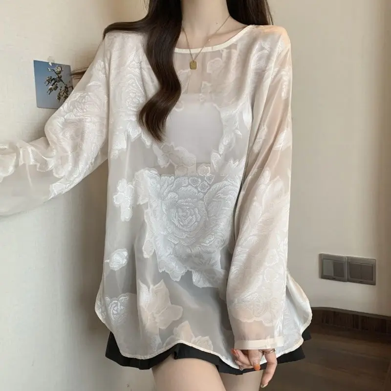 

Retro Chinese Style Jacquard Shirt 2025 Round Neck Sun New Loose Long-sleeved Top