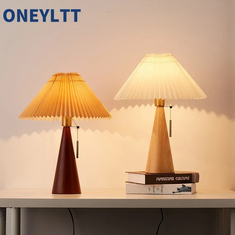

Nordic pleated solid wood decorative lamp, homestay bedroom bedside lamp, personalized creative simple atmosphere desk lamp