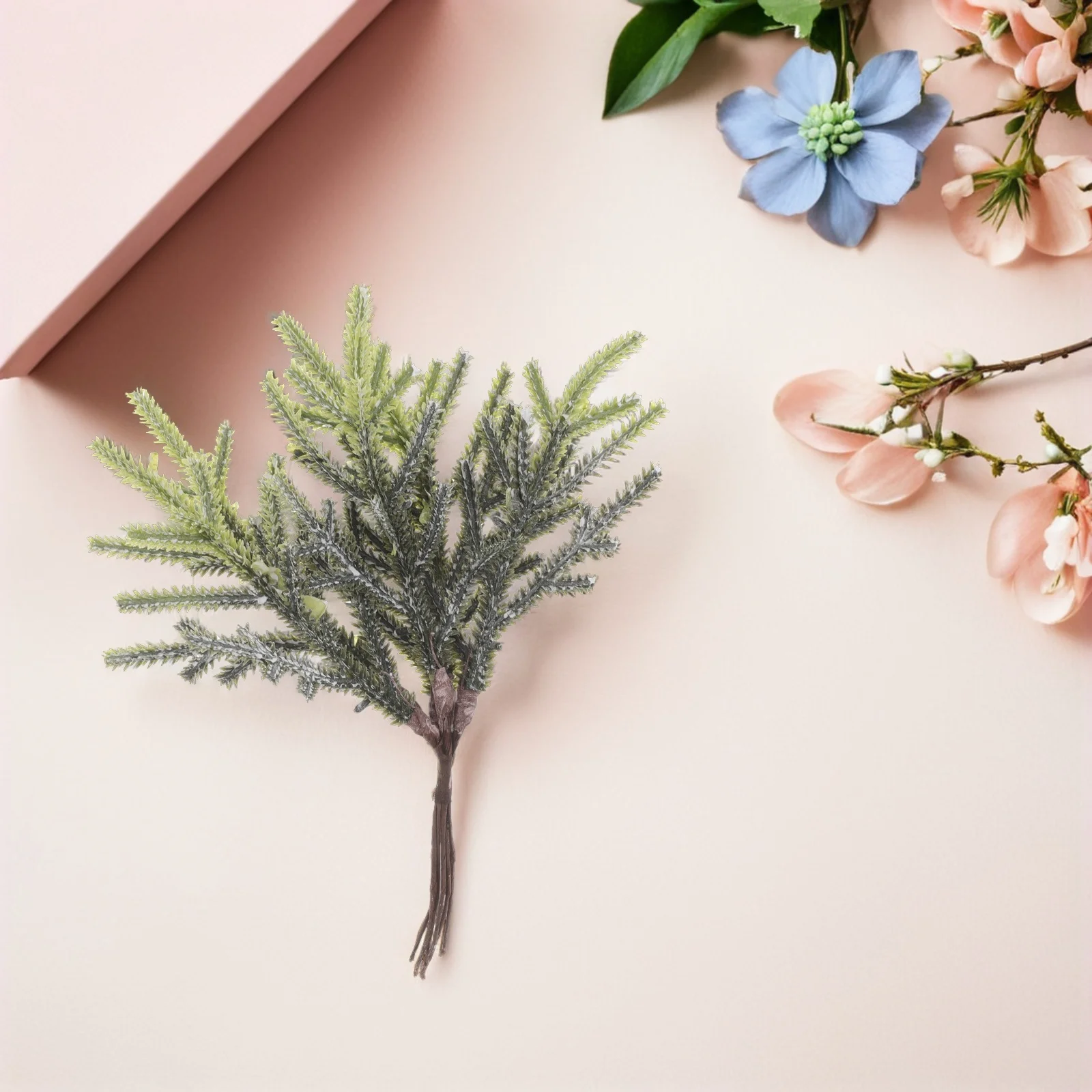 

Realistic Artificial Green Plant Decoration Lifelike Leaves Home Wall Hanging Balcony Office Indoor Outdoor Floor Plant