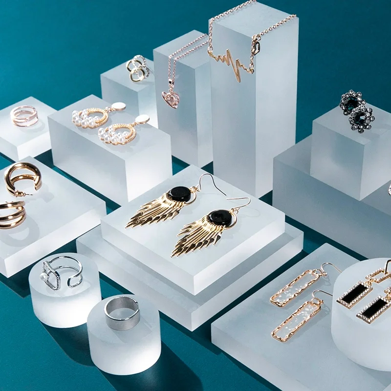 

1pc Frosted Acrylic Display Block Clear Acrylic Square Display Cube Stand Holder for Ring Jewelry Ornament Dessert Party Display