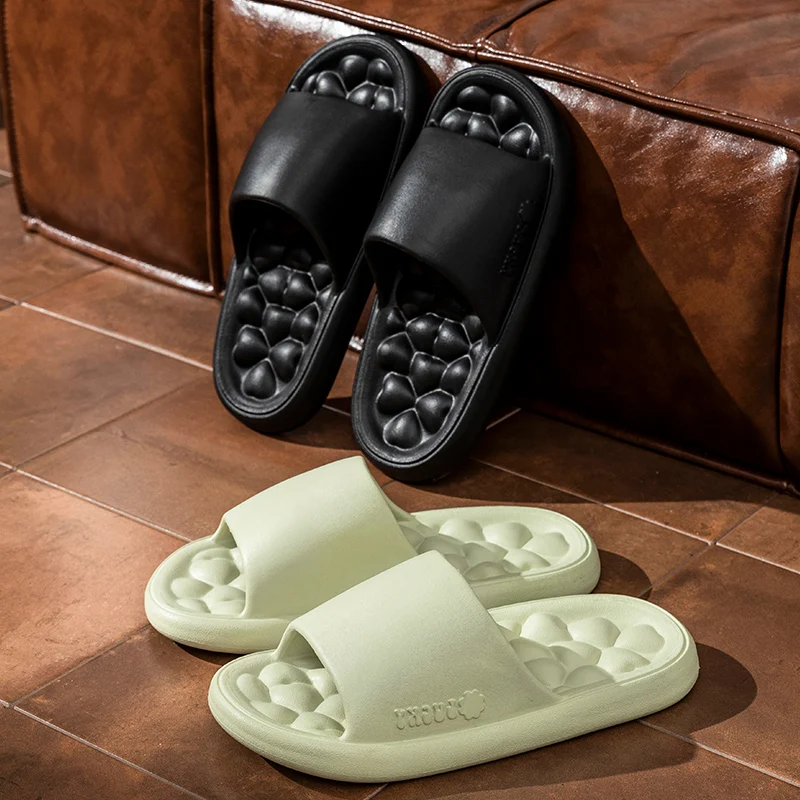 Unisex Massage Slippers Comfortable Non-slip Bathroom Slippers For Men Women Eva Slipper Indoor Home Shoes Platform House Slides