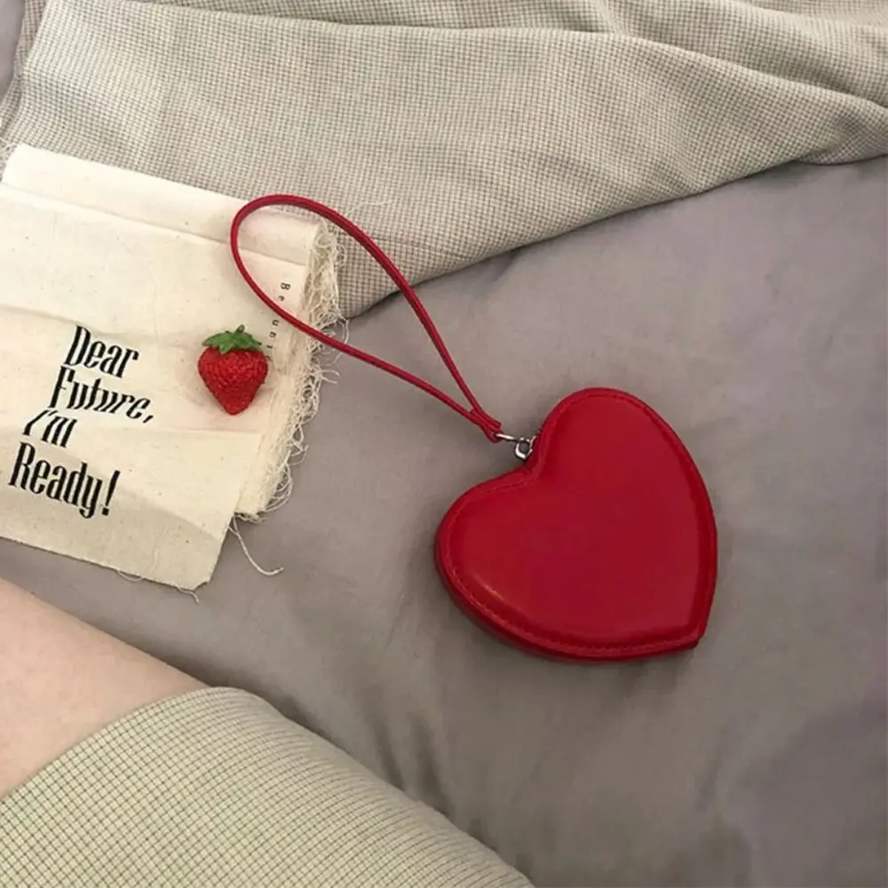

Mini Korean Style Red Love Hear Wallet Card Pocket Clutch Bag PU Purses Change Bag Wrist Bag Solid Heart Bag Outdoor