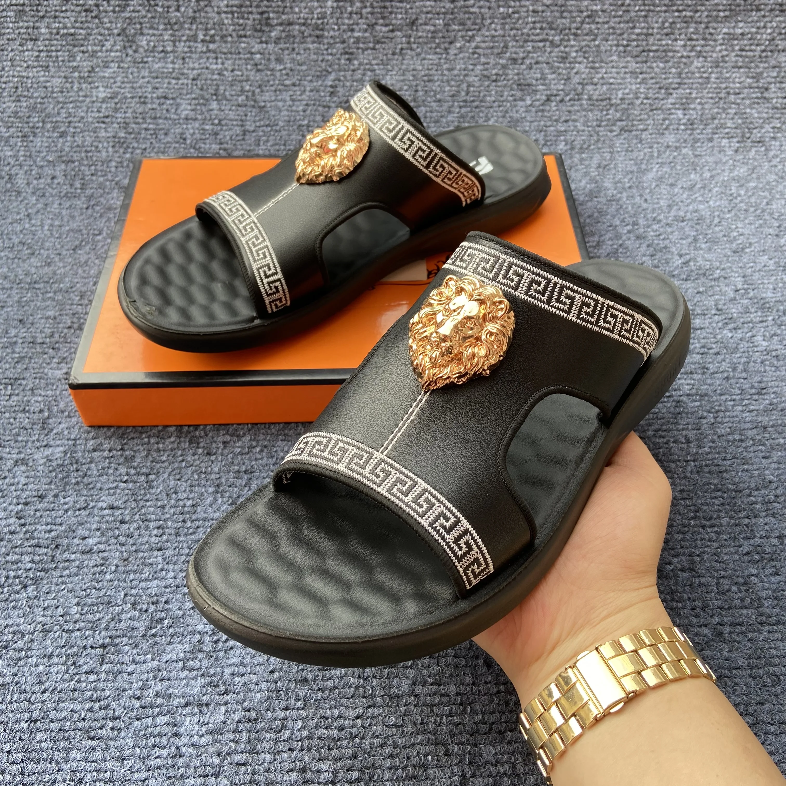 

Lion Head brand slippers luxury original shoes for man designer shoes slides for man summer slippers heren sapatos masculinos