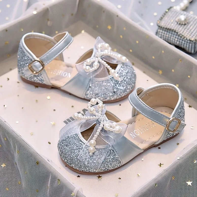 

New 2026 Summer Girls Crystal Closed-Toe Sandals Soft Sole Princess Style for Toddlers