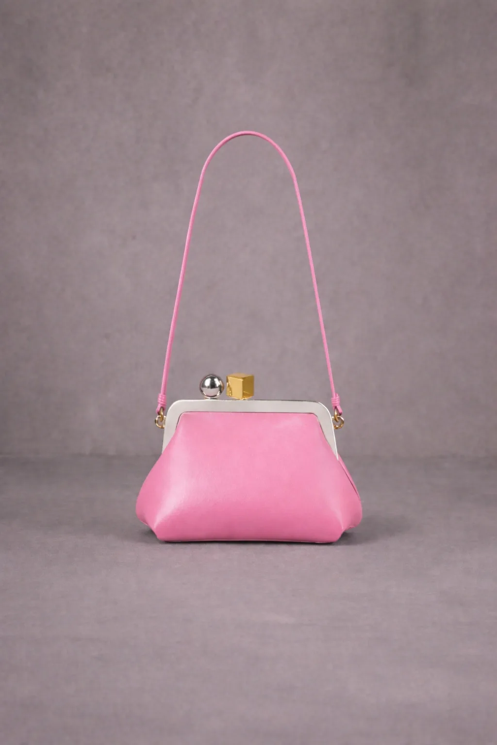 Klassieke designer Parijse mode luiertas met grote capaciteit voor dames, elegante lederen minimalistische vrijetijds- en zakelijke perfecte tote bag