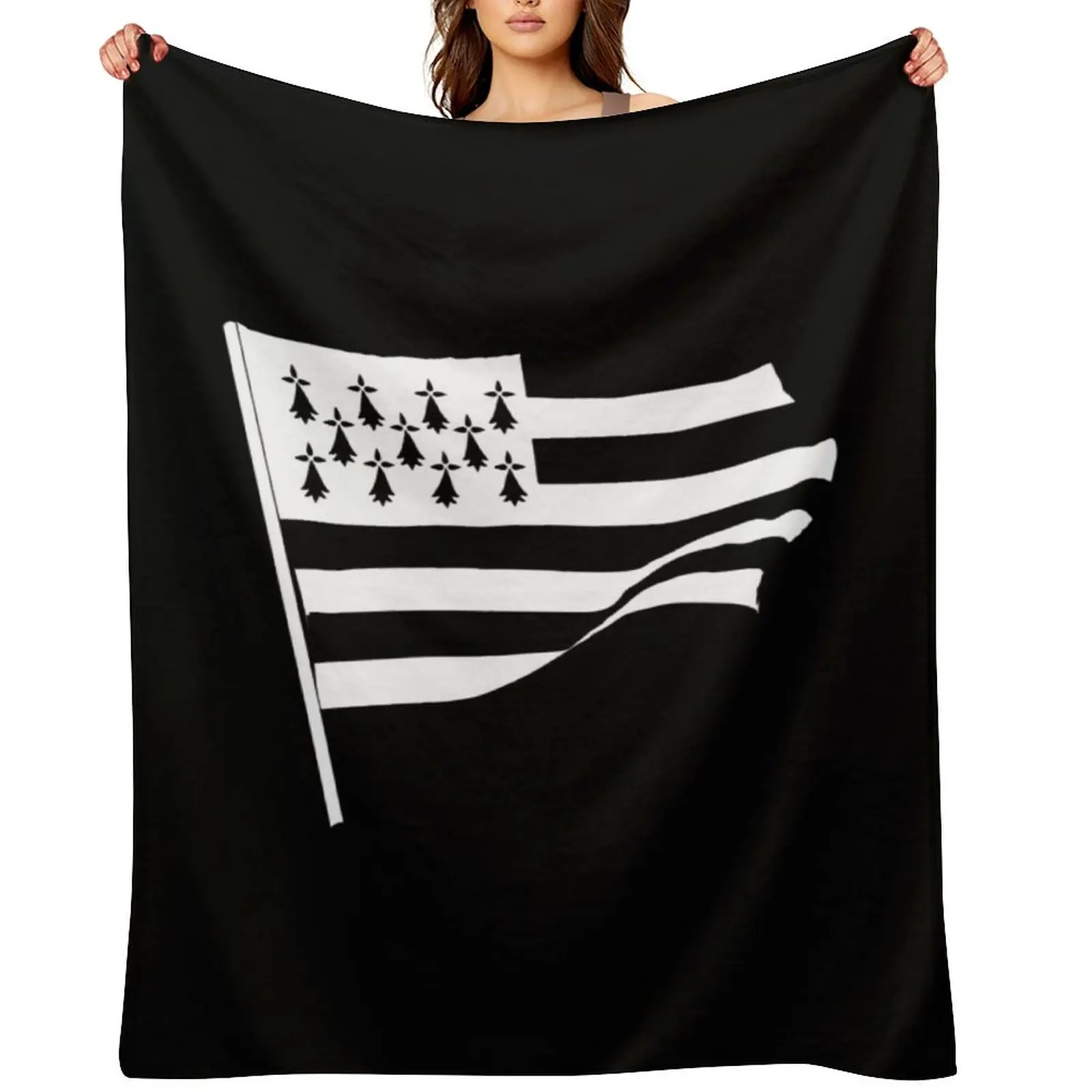 Gwenn Ha Du Throw B…