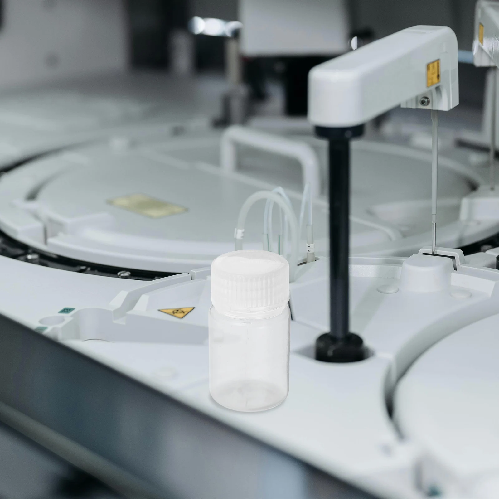 

10 Pcs High Temperature Resistance Reagent Bottle Chemical Container Empty Bottles for Liquid Storage