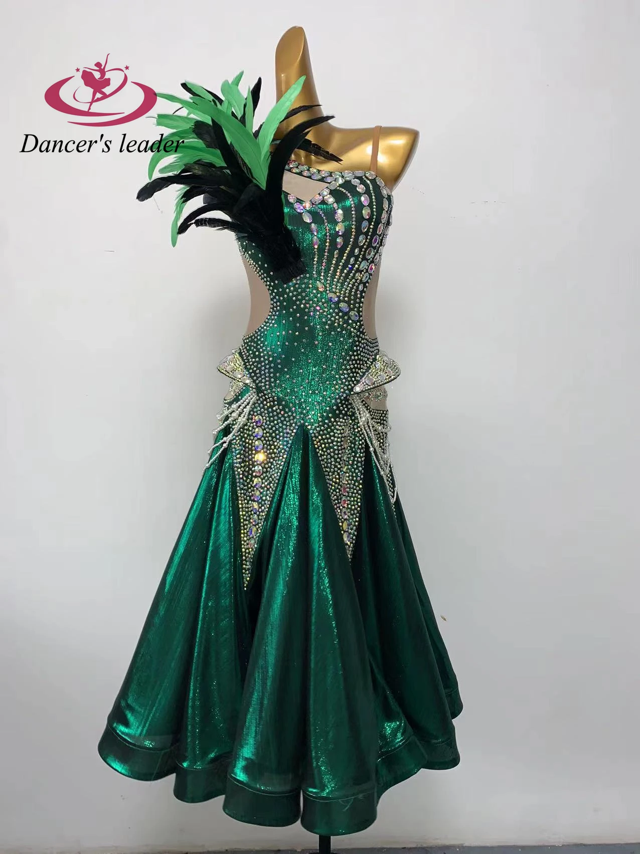 ชุดเต้นรำลาตินสำหรับผู้หญิง งานสั่งตัดระดับไฮเอนด์ สไตล์ขนนกสีเขียว ประดับคริสตัล สำหรับเต้นแซมบ้า