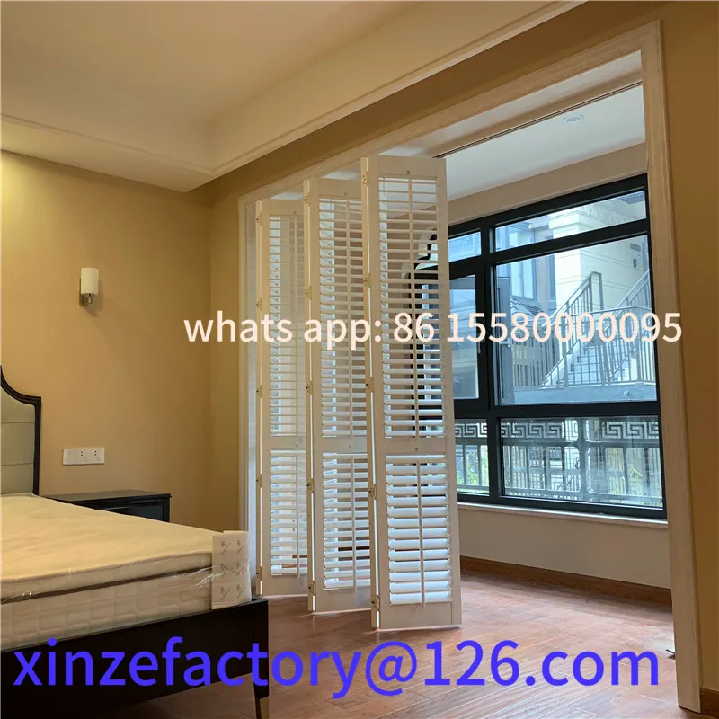 أبواب منزلقة مصراع خشبي مصنوعة حسب الطلب من Sunroad - فواصل غرف على الطراز الأمريكي