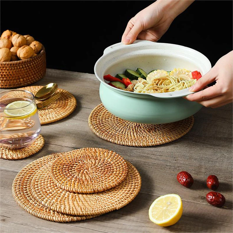 Round Rattan Placemats Corn Bale Weaving Table Mat Hand Weave Round Cushion Insulation Cup Coasters Straw Bowl Mat